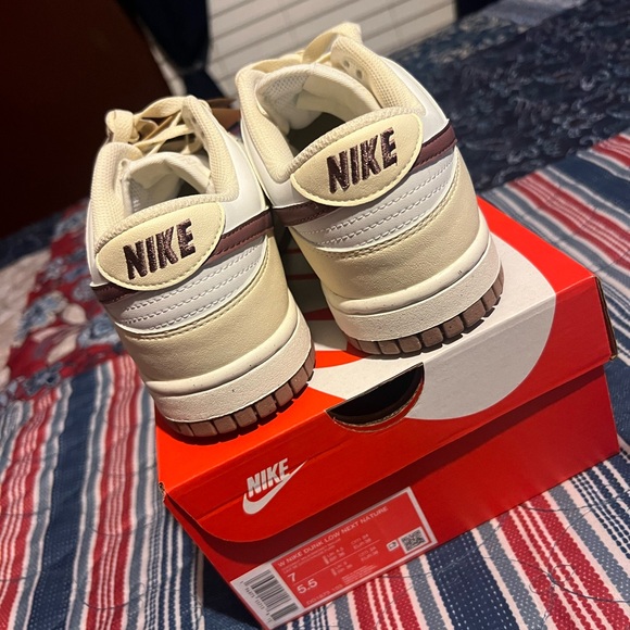 Nike Dunk Low - Picture 5 of 5